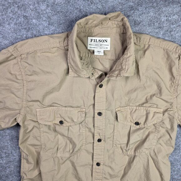 Filson Shirt Mens Small Tan Short Sleeve Button Down Utility Outdoor Pockets - Picture 2 of 7